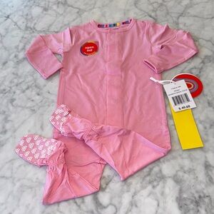 NWT MAGNETIC ME MODAL PINK FOOTIE 9/12M
